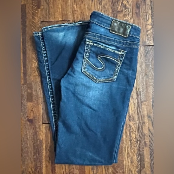 SILVER Aiko Bootcut Jean in Dark Wash Size 28 Waist / 33 Length - Picture 8 of 12